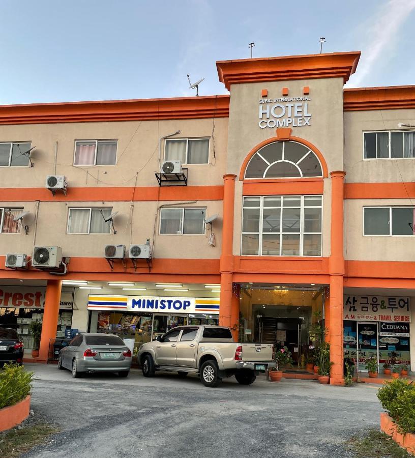 Crib 252 Subic Bay Aparthotel Exterior photo